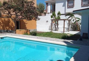 The 3 litlle rainbows has Balcony rooms