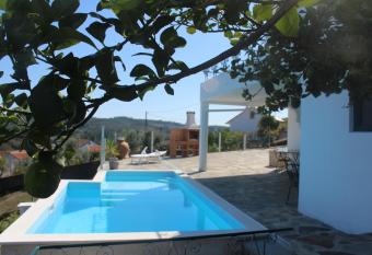 Casa do Cabe  o has Balcony rooms