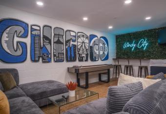 Modern Townhome With King Suite & Private Patio allows 18 year olds to book a room