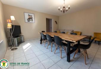 L Appart de La Goutte d Or has Balcony rooms