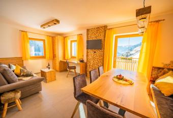 Voppichlhof App Margerite has Balcony rooms