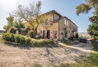 La Casina di Radi has Balcony rooms