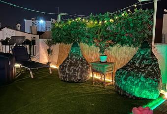 Habitaci  n la jungla con ba  o privado allows 18 year olds to book a room