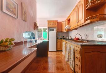 Vivienda v Torres 2 has Balcony rooms