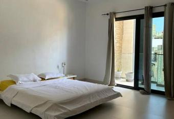 Magnifique Appartement meubl   F4 allows 18 year olds to book a room