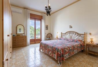 Villa Sofia has Balcony rooms