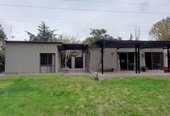 Rinc  n natural en la ciudad has Balcony rooms