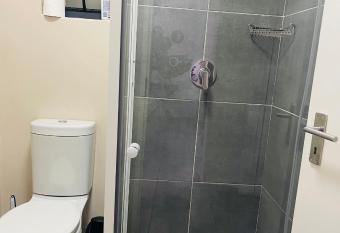 Mall Of Africa Spot2 By Damo has rooms with a private hot tub