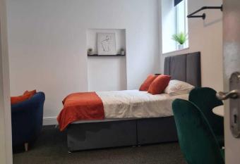 Apartment 3 allows 18 year olds to book a room