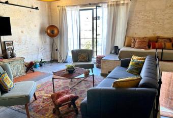 Casa Chilia allows 18 year olds to book a room