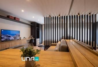 Loft 508 Inn - Parque Una allows 18 year olds to book a room