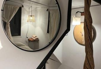 Tiny House - Chacras de Coria allows 18 year olds to book a room