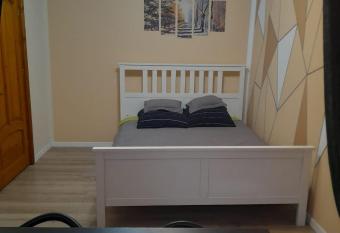 Victoria Apartment Luxury has Balcony rooms