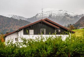 Q-stadl has Balcony rooms