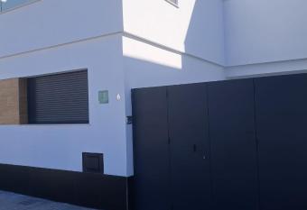 APARTAMENTO TURISTICO EN LEBRIJA has Balcony rooms