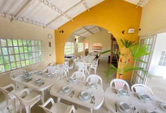 Finca Andalucia con Piscina en Mesitas has Balcony rooms