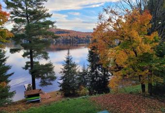 Cheerful 5-Bedroom Lake Front Cottage allows 18 year olds to book a room