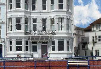 OYO Marine Parade Hotel allows 18 year olds to book a room