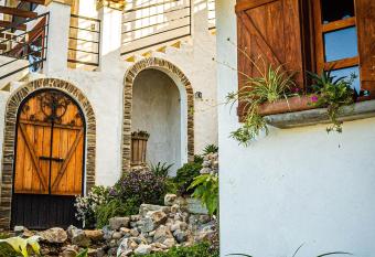 La Toscan  a Tapalpa Resort & Agroturismo has Balcony rooms