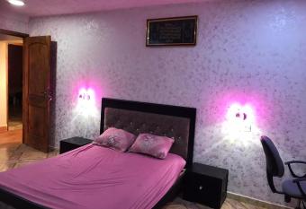 Niveau de Villa    10 minutes de l a  roport d Alger has Balcony rooms