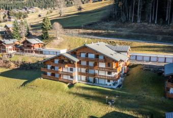 Studio Rez-de-jardin, 4 pers Chatel has Balcony rooms