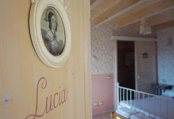 Rocca dell Innominato has Balcony rooms