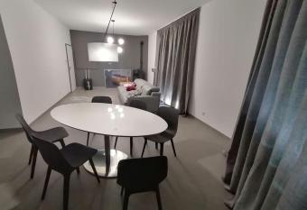 Apartamento minimalista Centen  rio has Balcony rooms