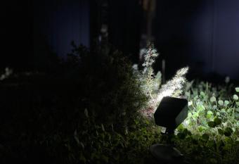 GEIST holiday home has rooms with a private hot tub