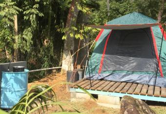Camping com decks para barracas 4 pessoas - Rancho Perene esta    o rural allows 18 year olds to book a room