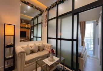 Crissome Suite Azure North San Fernando Pampanga has Balcony rooms