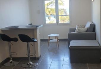 AU PANORAMA has Balcony rooms