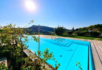Weinlandzauber An der Lage has Balcony rooms