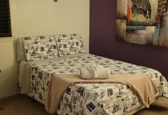 Be our Guest - Shared Home Lancaster has Balcony rooms