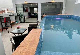 CASA LINDA CHILCA has Balcony rooms