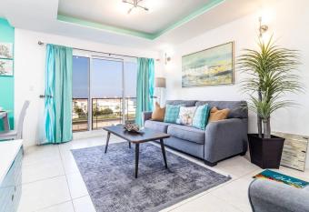 Bright Chick Condo 19 Gardenhaus has Balcony rooms