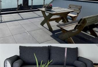 PANORAMA - Exklusives Apartment an der Promenade mit Dachterrasse & Rheinblick has Balcony rooms
