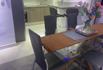 Philadelphia inn has Balcony rooms