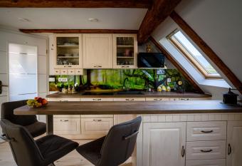 Panorama has Balcony rooms