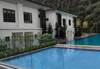 Sunway Onsen Suites beautiful view has rooms with a private hot tub