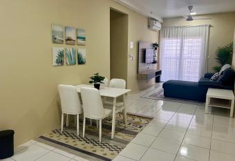 Homestay Kita @ Kita Impian has Balcony rooms