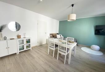 Balcony-Appartement has Balcony rooms