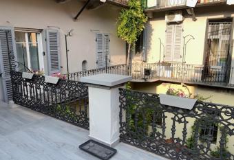Villa Simona has Balcony rooms