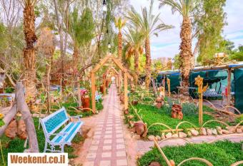                     Arava Garden allows 18 year olds to book a room