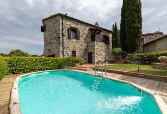 La Petrosa has Balcony rooms