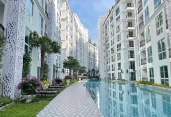 Olympus City Garden By Saowanee allows 18 year olds to book a room