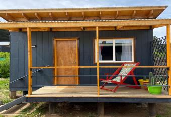 Dormitory Cabin - Quintay allows 18 year olds to book a room