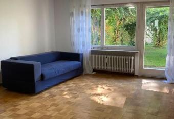 2 room apartment with parking in Stuttgart city has rooms with a private hot tub