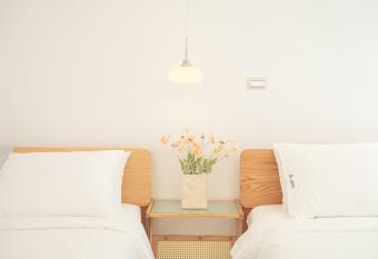 No.1899 House has Balcony rooms