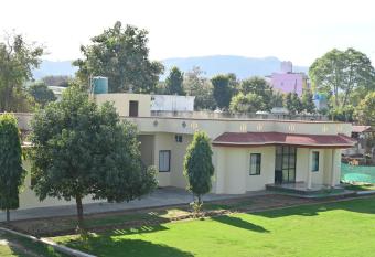 THE RESORTELLA has Balcony rooms
