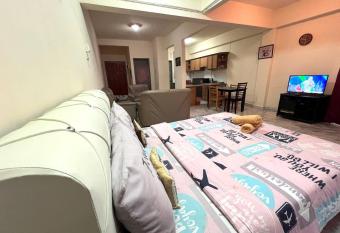 Ocean Blue Homestay has Balcony rooms